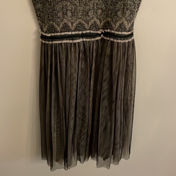 Juliene W dress - Picture 3 of 7